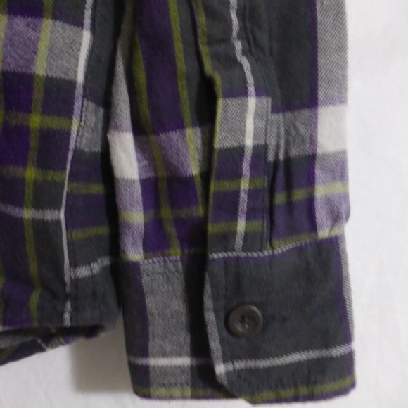P.S. From Aeropostale, plaid long sleeve button down front shirt, size small, 8 - Picture 11 of 12